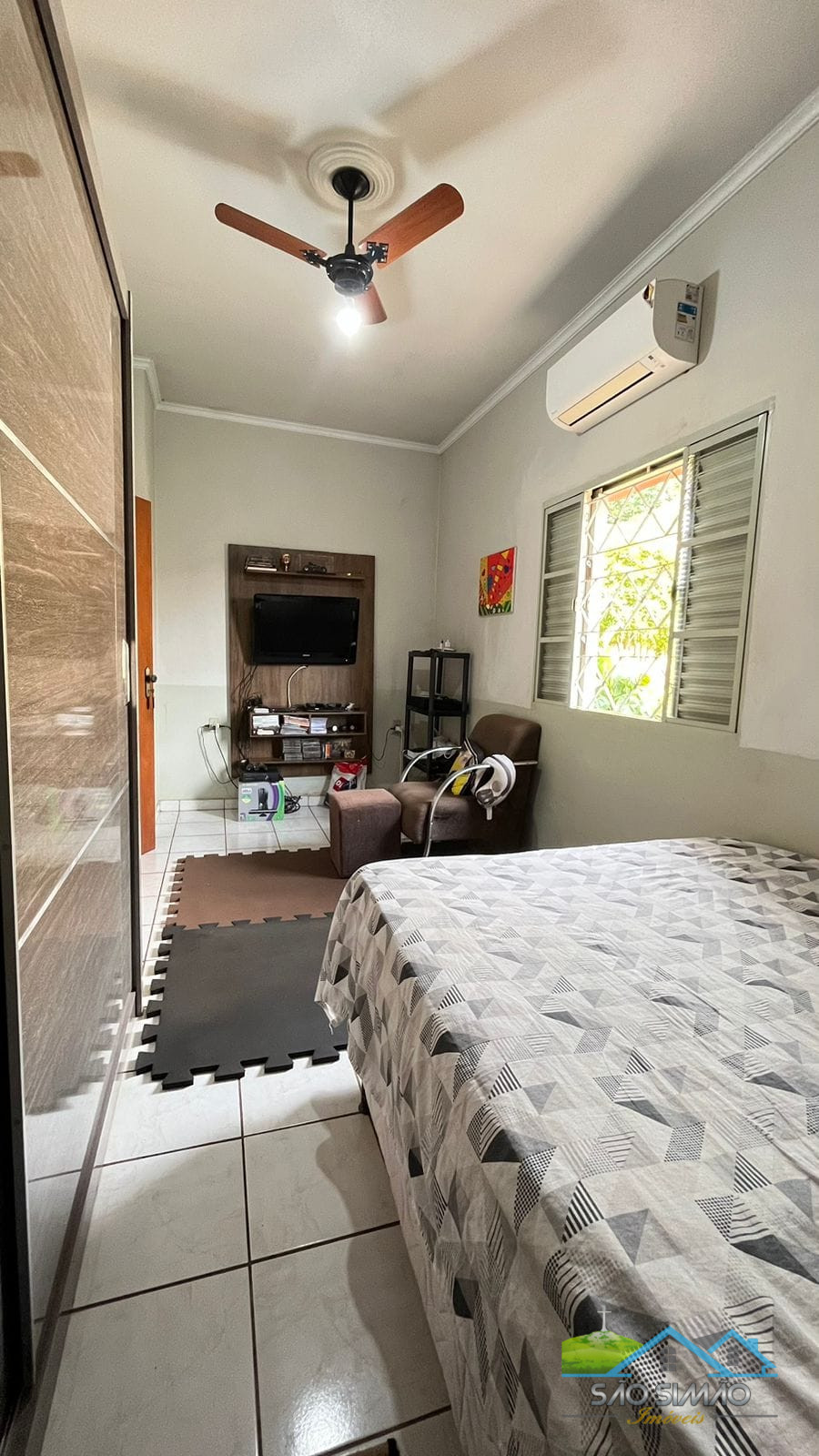 Casa a venda com 3 quartos em São Simão SP