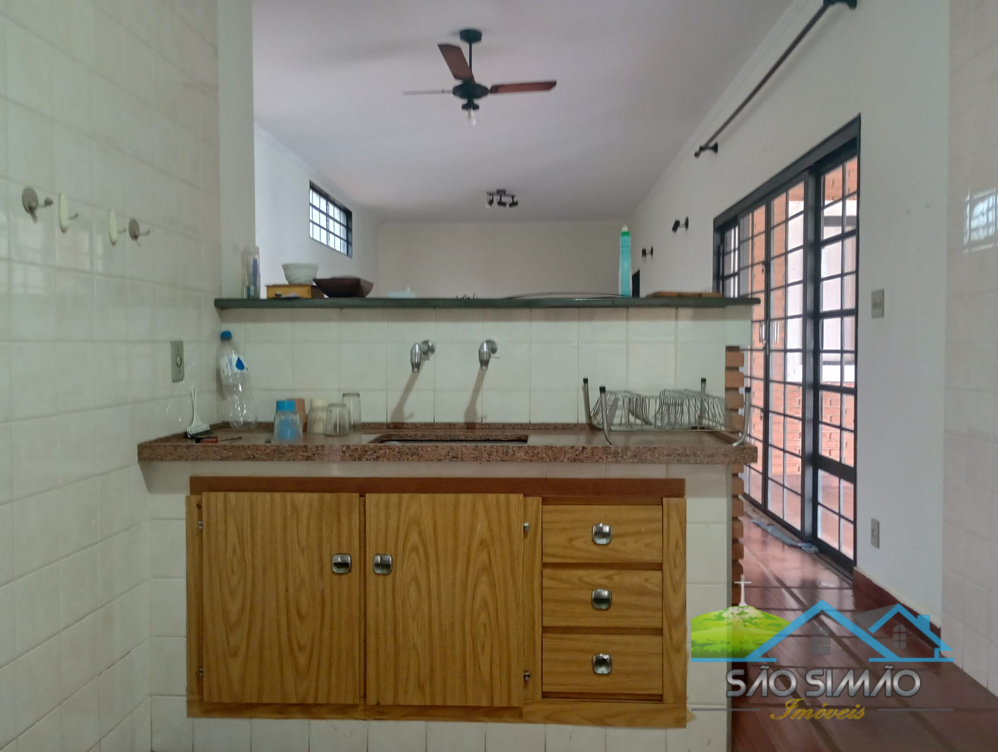 Casa a venda em São Simão SP com 1600 metros de área