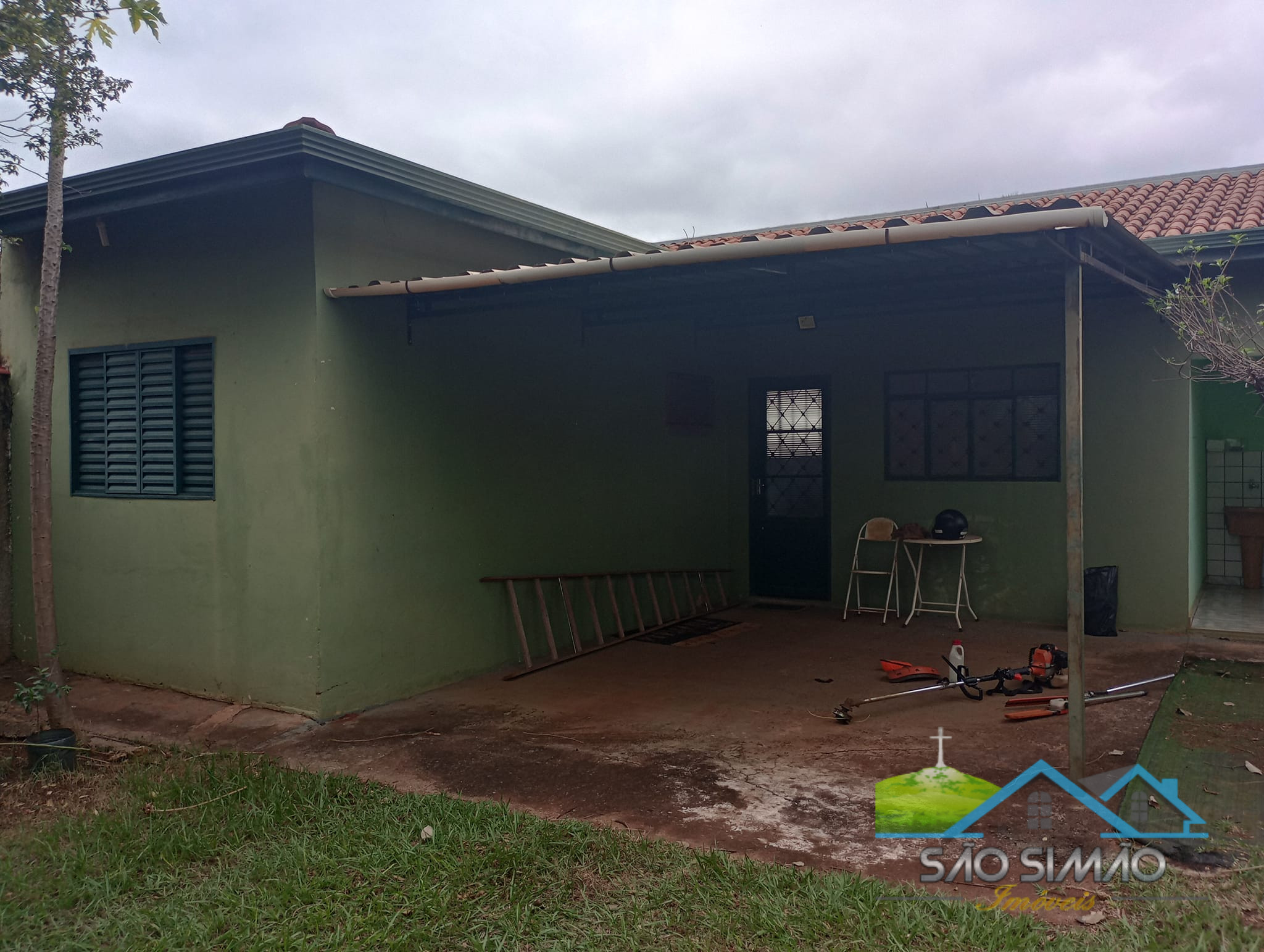 Casa a venda em São Simão SP com 1600 metros de área