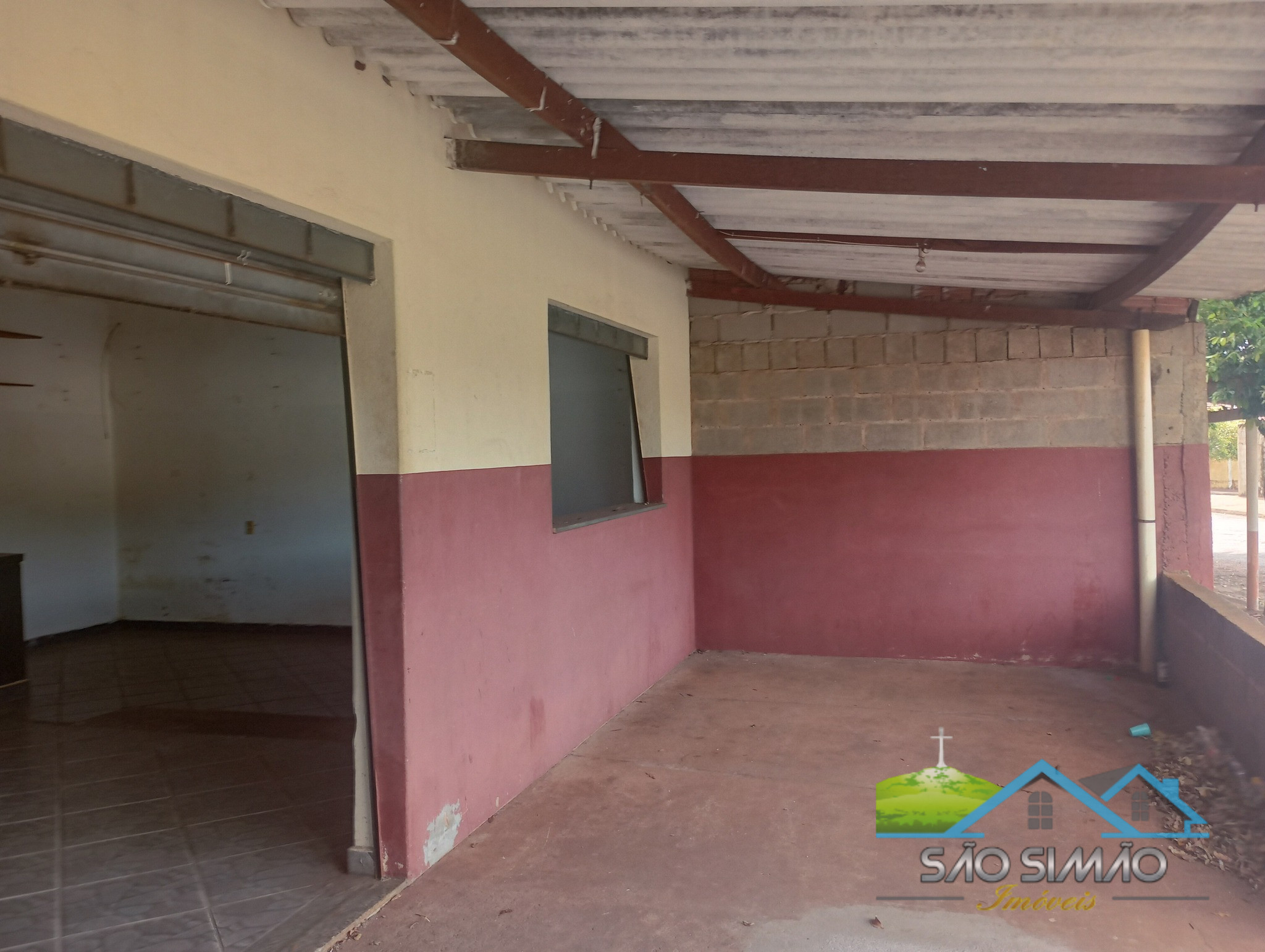 Casa com ponto comercial a venda em São Simão SP