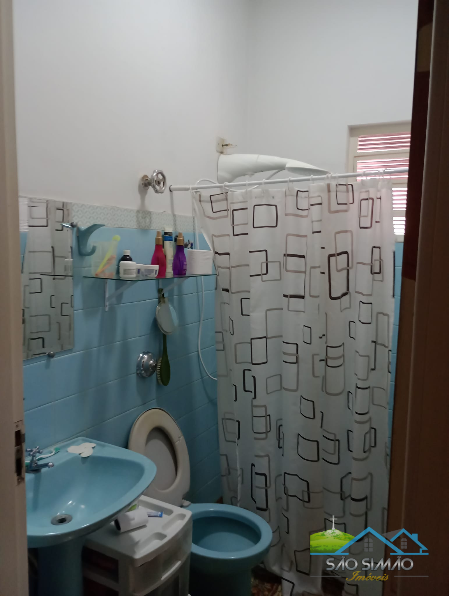 Casa  Venda em São Simão no Centro a 100 metros da praça Principal